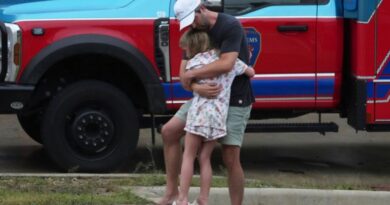 Reunited family members after Texas flash flooding