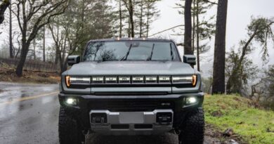 2024 GMC Hummer EV SUV