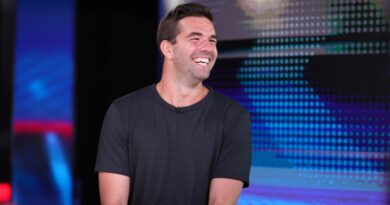Billy McFarland on a TV set
