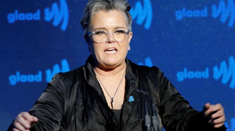 Trump threatens to revoke citizenship of US comedian Rosie O’Donnell