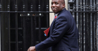 UK launches sanctions regime targeting people-smuggling gangs