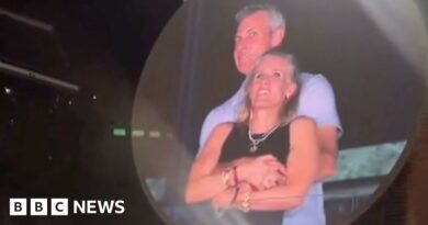 US tech CEO suspended after Coldplay concert embrace goes viral
