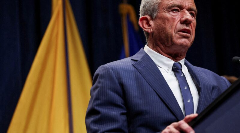 US widens public benefit restrictions for undocumented immigrants