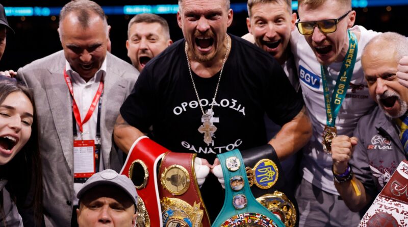 Usyk knocks out Dubois in fifth to unify heavyweight boxing belts