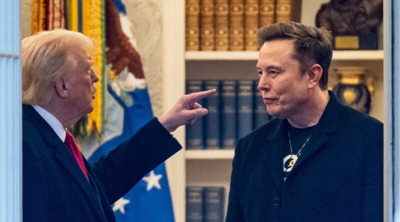 White House suggests Trump doesn't want Musk's xAI to have federal contracts