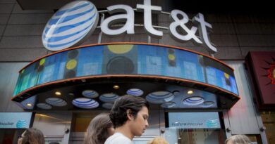 AT&T salaries revealed: How much the telecom giant pays designers, software engineers, and other tech workers