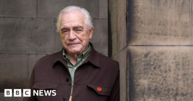 Brian Cox returns to the Scottish stage as Edinburgh festivals begin