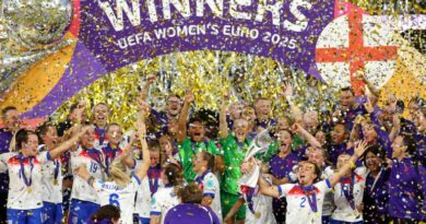 England players celebrate with the trophy after winning the UEFA Women's Euro 2025