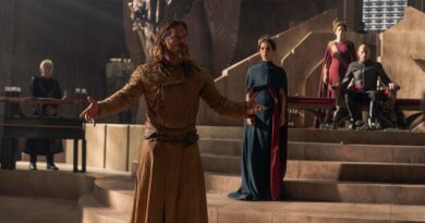 Designing Costumes for 10,000 Years Of ‘Dune’ History