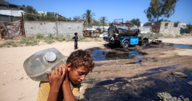 Dire water shortages compound hunger and displacement in Gaza