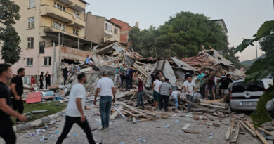 Earthquake of magnitude 6.1 strikes western Turkey, disaster authority says