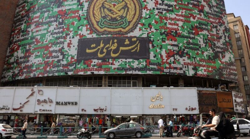 Europeans tell Iran offer on table to avoid sanctions
