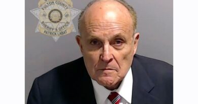 Former Trump personal lawyer Rudy Giuliani injured in car crash