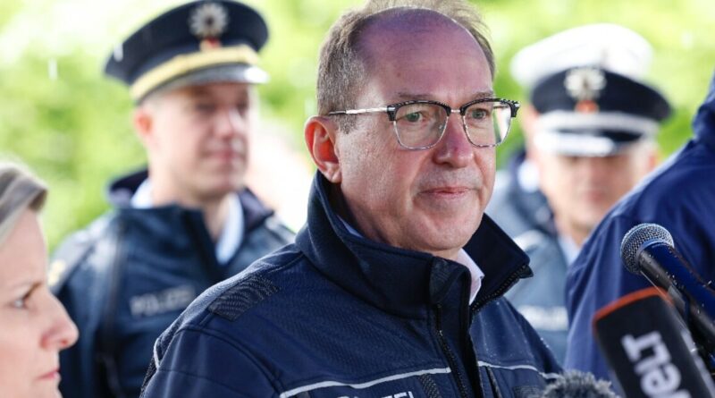 Germany to extend border controls in migration crackdown