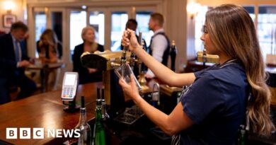 Half of UK job losses in hospitality, say bosses