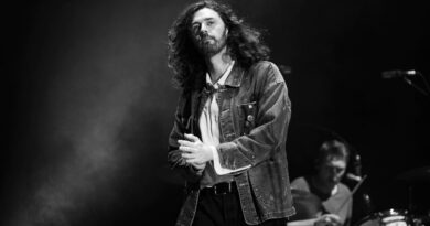 Hozier’s Historic Smash Has Finally Been Replaced At No. 1