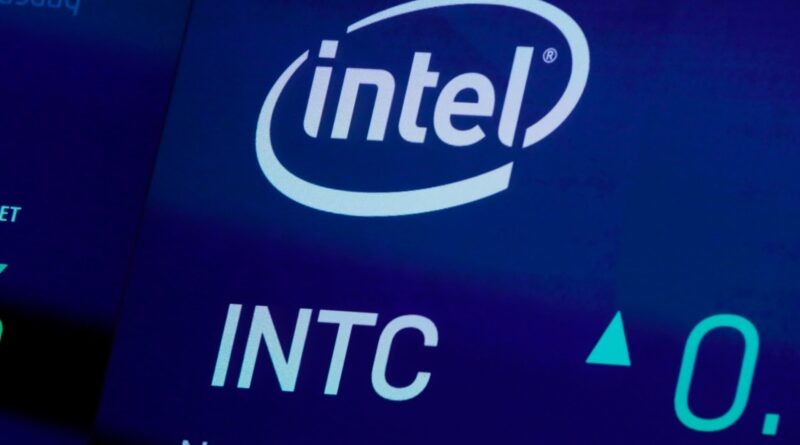 Intel receives $5.7bn as Trump administration buys 10 percent stake