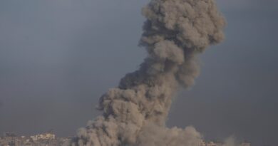 Israel steps up bombardment of Gaza City, killing at least 50 people