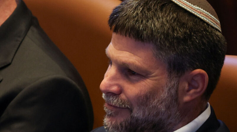 Israel's Smotrich approves settlement splitting East Jerusalem from West Bank