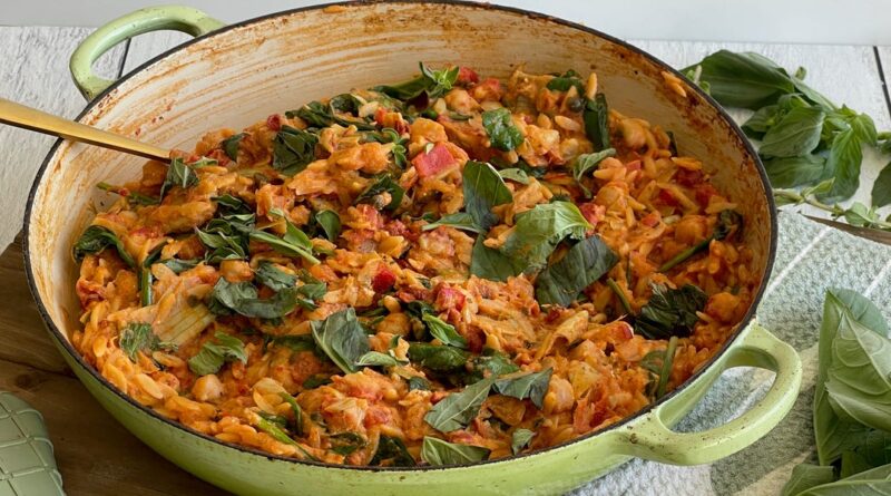 I'm a professional meal planner. These simple one-pot meals cost less than $25 and feed my entire family.