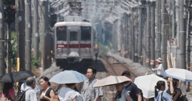 Japan logs two new highest temperatures on record in a day