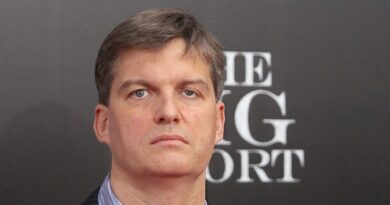 Michael Burry of 'The Big Short' fame just went from bear to bull on stocks