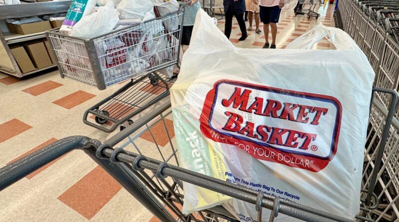 New England grocery chain Market Basket used a court order to bar 2 ousted executives from its stores