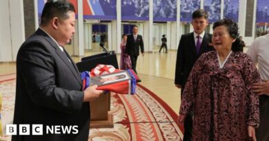 North Korea leader meets families of soldiers killed in Russia's war