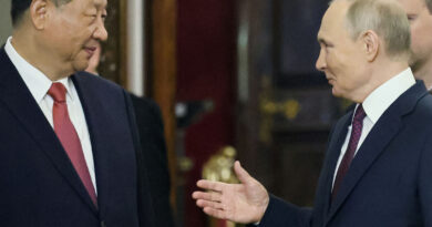 Putin calls Xi, Modi and other foreign leaders ahead of planned meeting with Trump