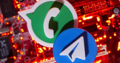 Russia restricts calls on WhatsApp, Telegram as internet control tightens