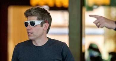 Sam Altman, over bread rolls, explores life after GPT-5 | TechCrunch