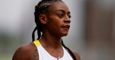Sprinter Richardson apologizes while addressing domestic violence arrest