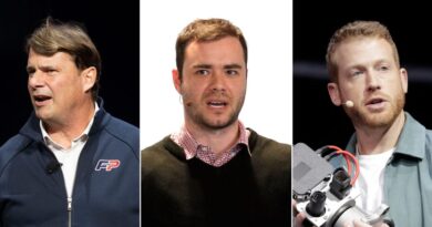 Tesla or Waymo? Here's where autonomous and automotive leaders stand