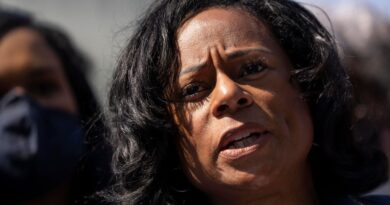 Texas Democrat Nicole Collier Staying In State Capitol Overnight: What To Know