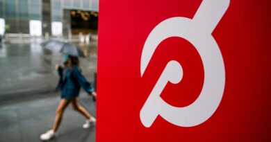 The list of major companies laying off staff this year includes Oracle, Kroger, Intel, Scale AI, and more