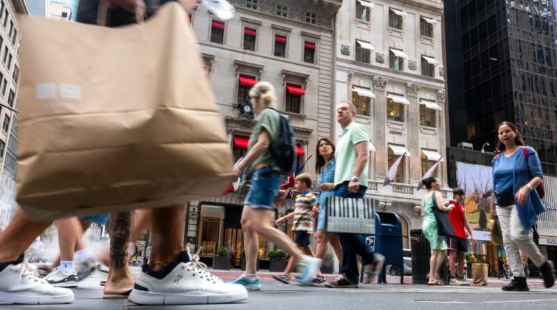 There's a spending split between Americans, and it's popping up from McDonald's to Uber