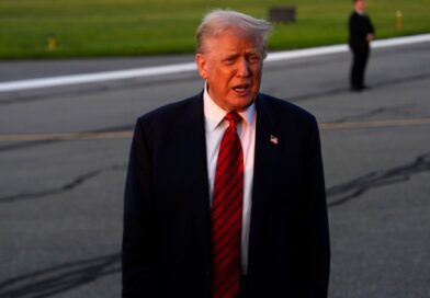 Trump says four candidates in running for Fed chair, rules out Bessent
