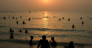 UAE summer temperatures surge near record highs after hottest ever spring