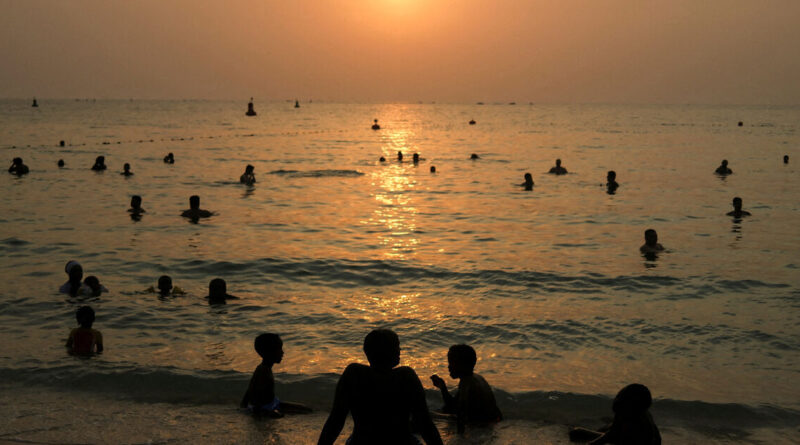 UAE summer temperatures surge near record highs after hottest ever spring