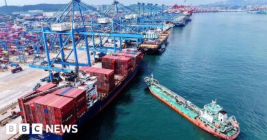 US and China extend tariff truce deadline to November