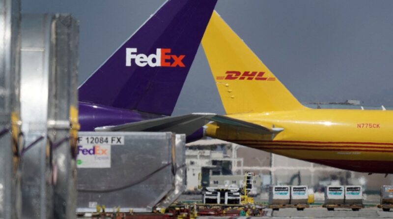 US ends tariff exemption for delivery packages valued at $800 or less