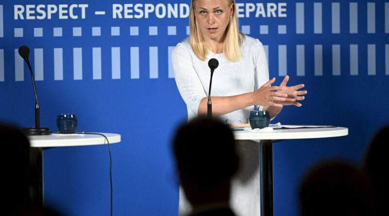 US should impose sanctions on Russia, Finland's Valtonen says
