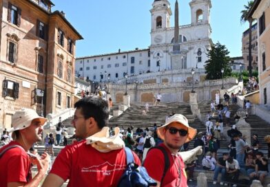 Up to a million young Catholics expected for grand Pope Leo vigil