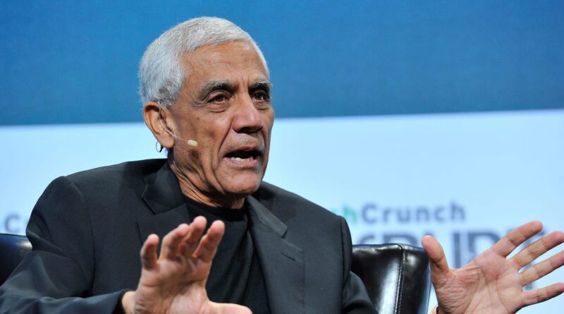Vinod Khosla says young people should plan their careers for flexibility instead of one profession
