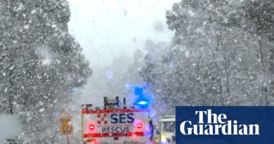 Winter storms bring heavy snow, black ice, flood risks and rain to NSW
