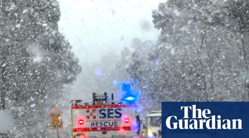 Winter storms bring heavy snow, black ice, flood risks and rain to NSW