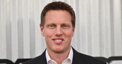David Ellison shows he's serious about fighting Netflix and Disney for Hollywood's crown