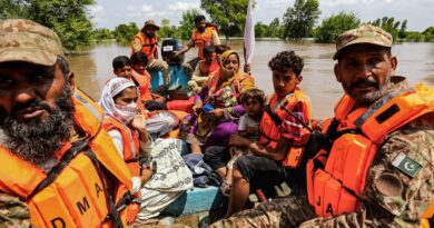 Five people dead as rescue boat overturns in Pakistan floods