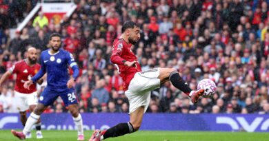 Man United breathe life into shaky season with chaotic win over Chelsea