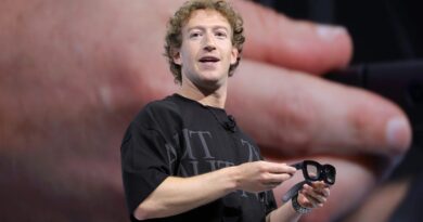 Mark Zuckerberg wowed Meta skeptics this time last year. He's about to try to do it again.